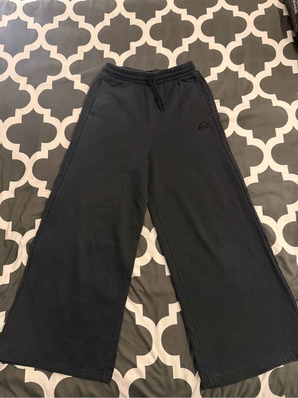 Adidas Black Wide Leg Sweatpants Size S